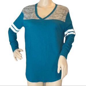 PINK Victoria's Secret Blue Green Vneck Long Sleeve Tee Medium